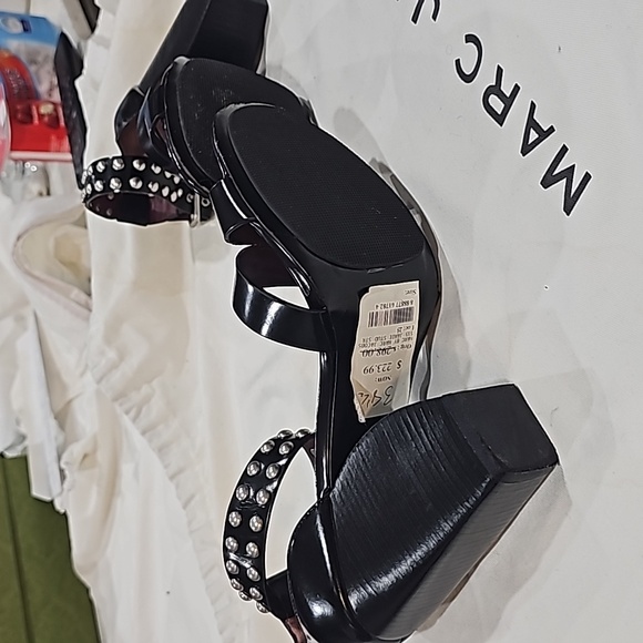 MARC JACOBS JAMIE STUDDED STRAP BLACK HEELS - Picture 5 of 8